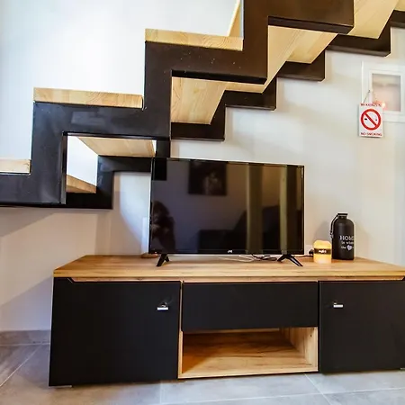 Apartment Mantisses 2 *